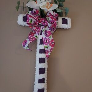 Floral Cross Wall Accent with Purple and White Design
